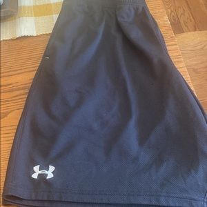 Mens Under Armour shorts. Good condition. Just a few minor snags.